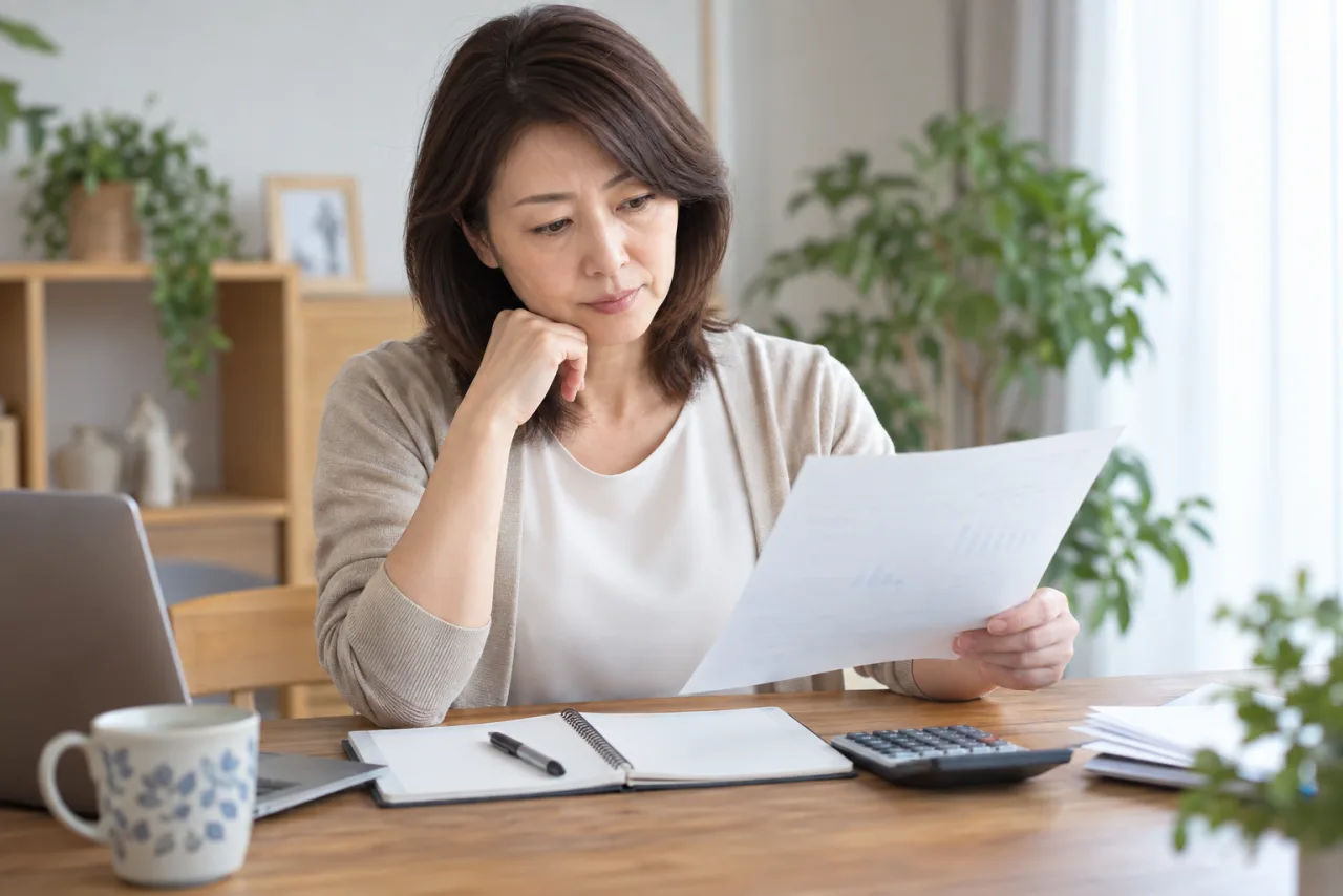 公的年金の記録を確認する47歳の美咲さん