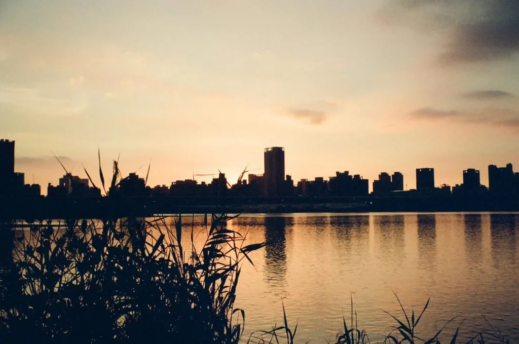 淡水河の夕暮れ