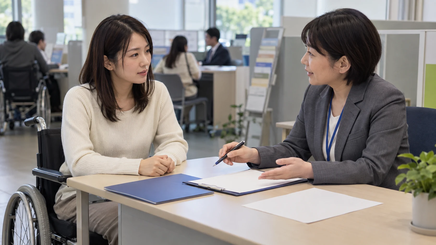 ハローワークの専門窓口で求人を相談する様子
