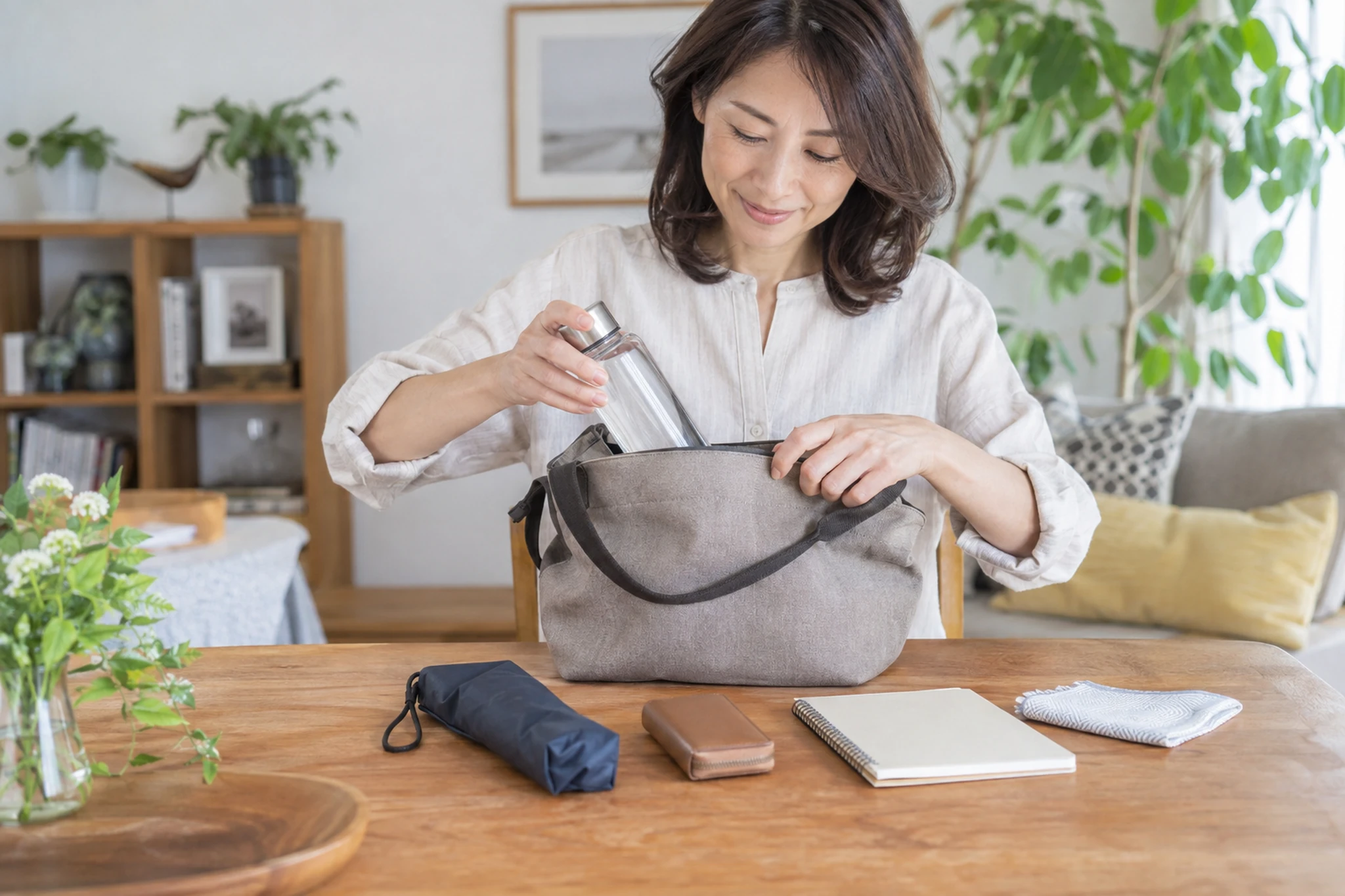 予約や入場方法を確認する場面